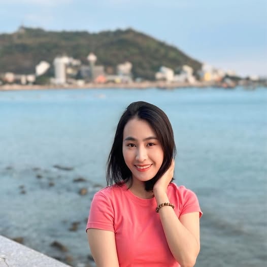 Cô Lại Thị Quỳnh